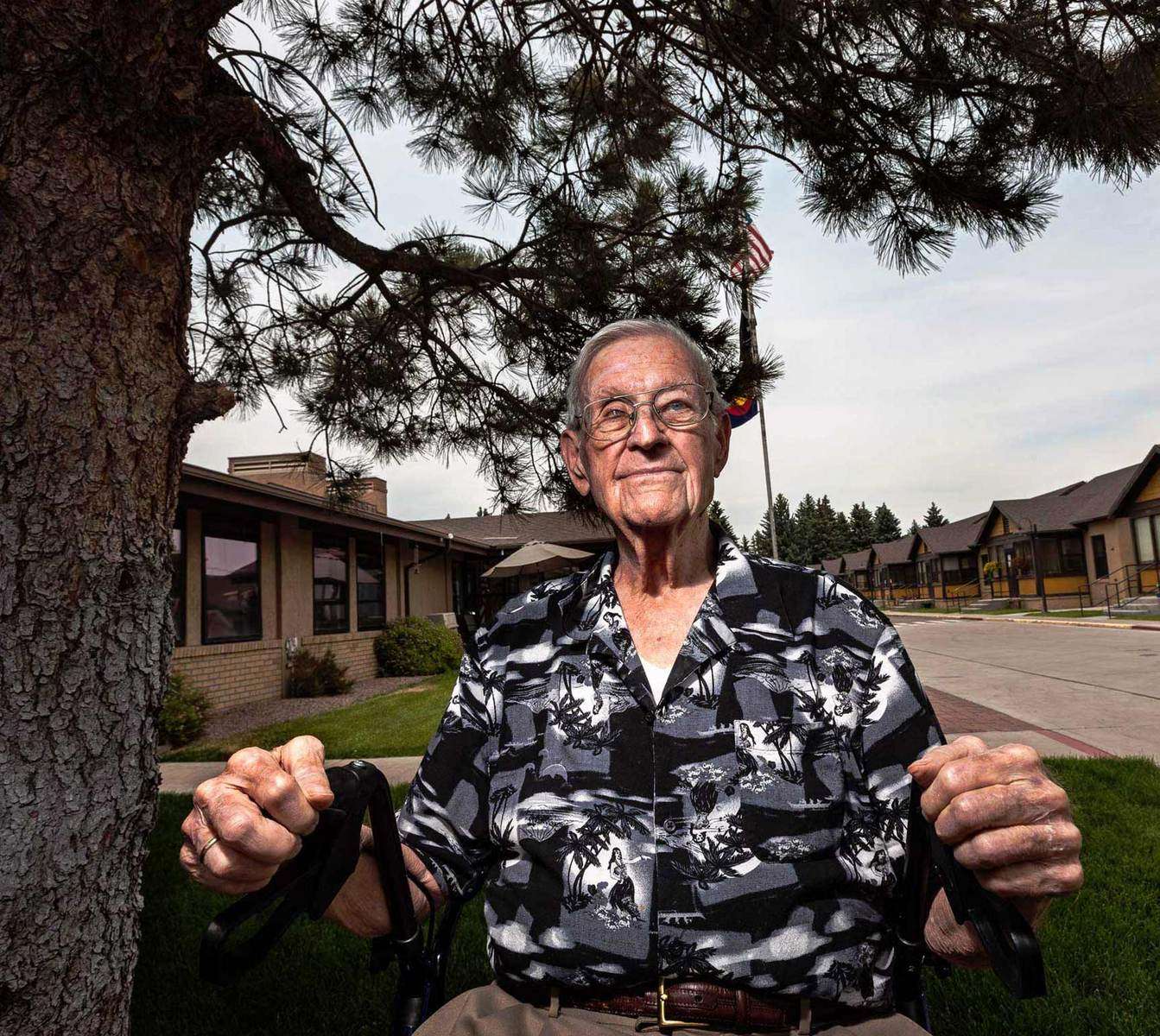 Edward.. Army veteran who was a photographer. : Visiting Mom : New York City portrait photographer