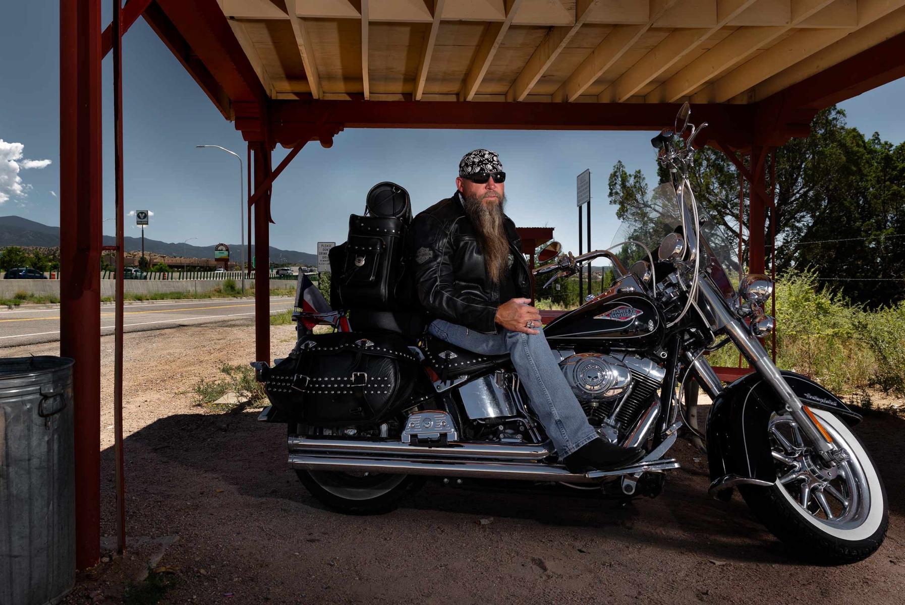 On route from Sante Fe to Alamaso meet a biker from Galvaston, Texas.
We talked about travels though America. : Visiting Mom : New York City portrait photographer