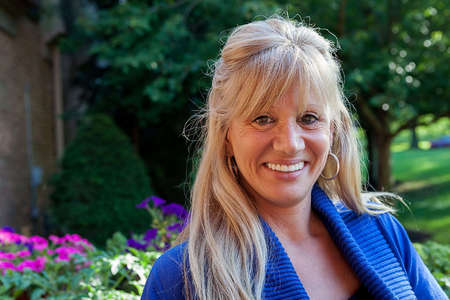 Series of portraits photographing the staff of the Oracle Health Care Center on location at the center.  The portraits have been incorporated in a video for Oradell.